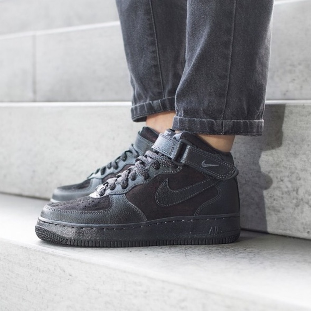NIKE AIR FORCE 1 MID PRM SHOES WOMENS - Picture 5 of 6